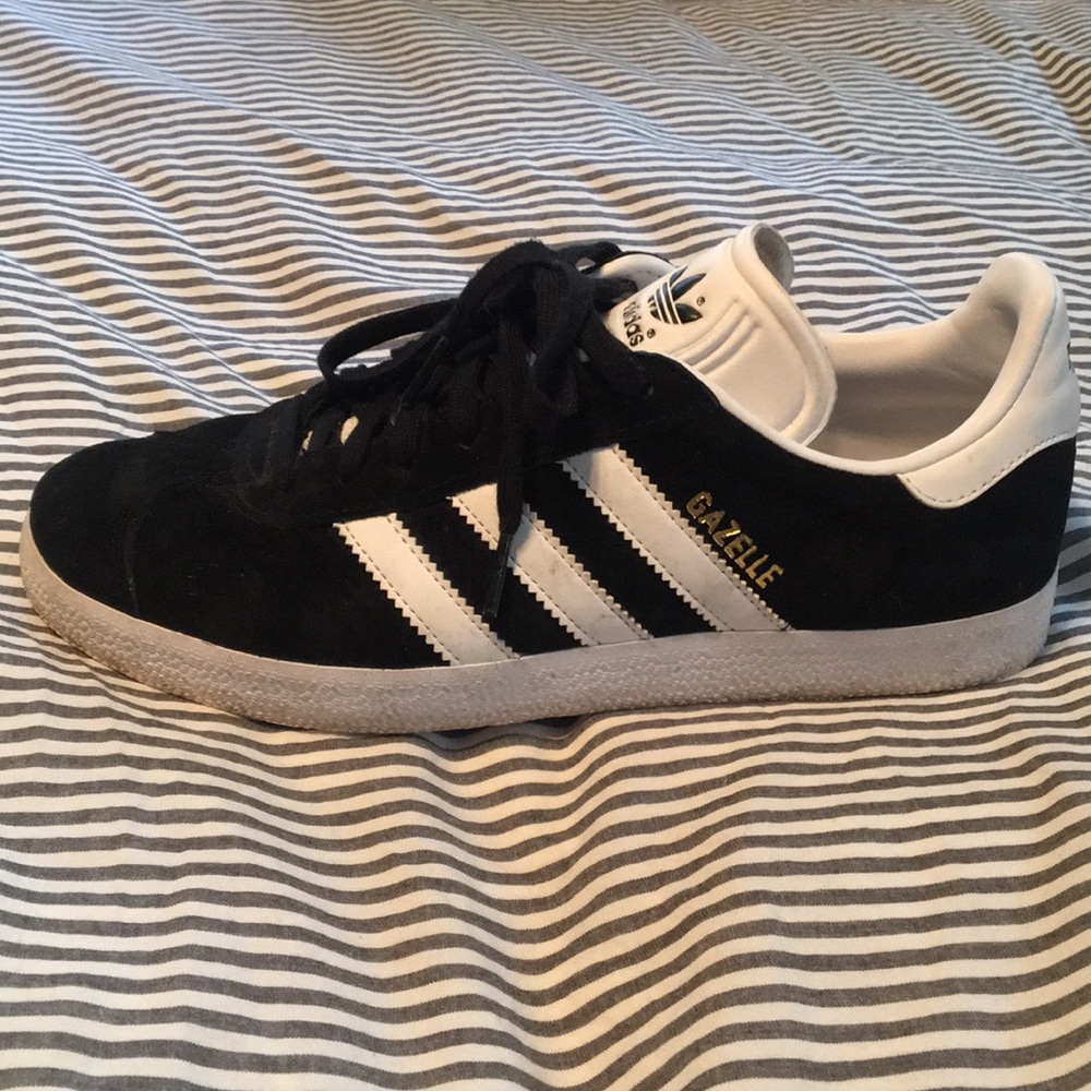 Men’s Adidas Gazelle shoes size 8